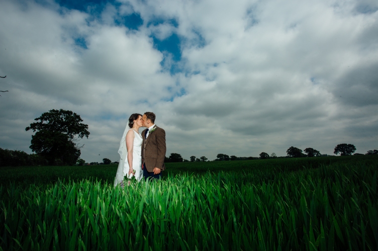 rustic-wedding-photographers-rotherham-55